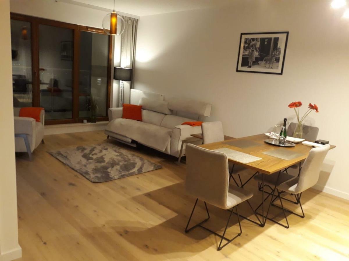 Ekskluzywny Apartament Z Widokiem Na Morze, 5Km Do Centrum Sopotu 4Km Do Orlowa กดิเนีย ภายนอก รูปภาพ