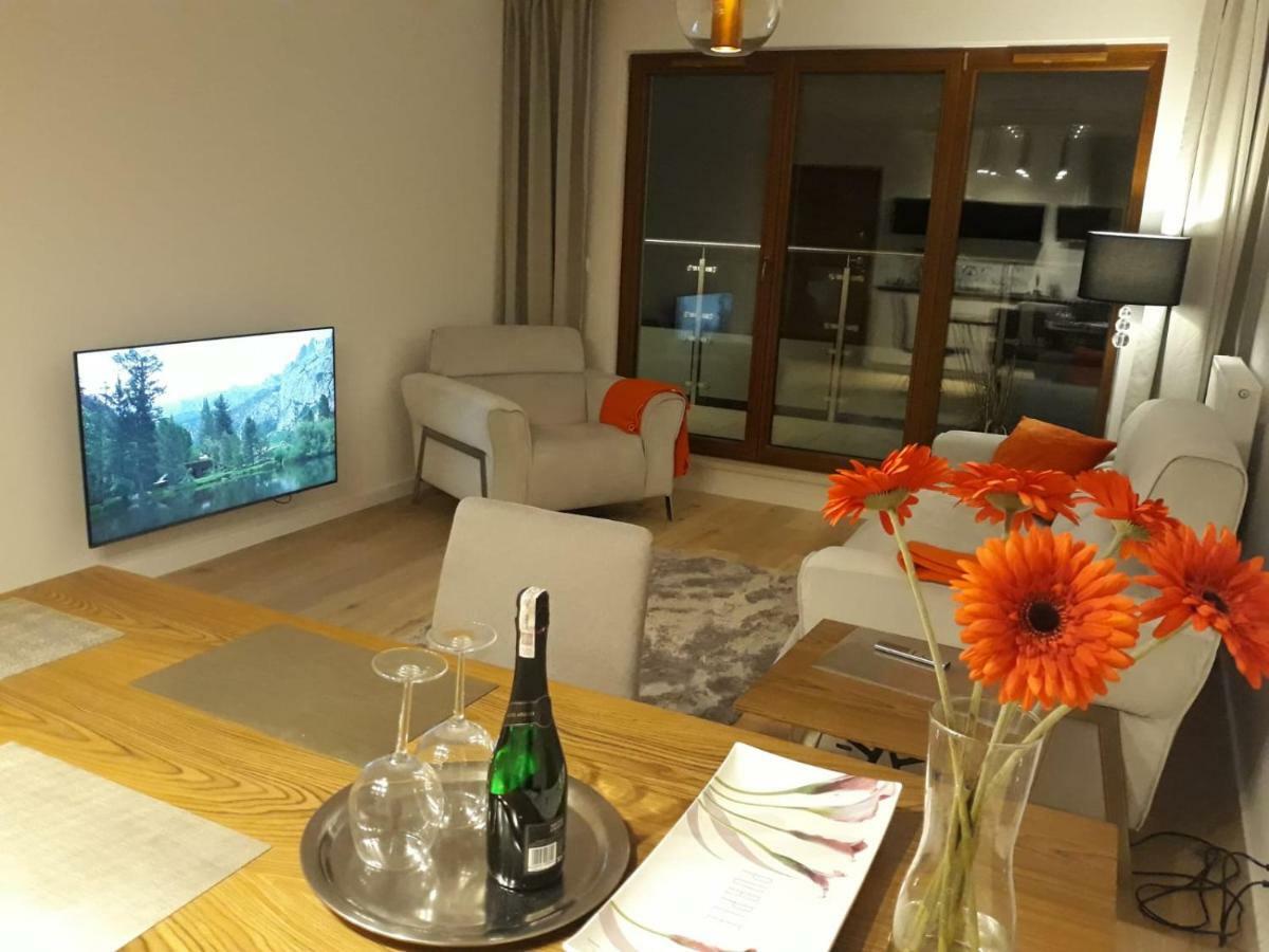 Ekskluzywny Apartament Z Widokiem Na Morze, 5Km Do Centrum Sopotu 4Km Do Orlowa กดิเนีย ภายนอก รูปภาพ